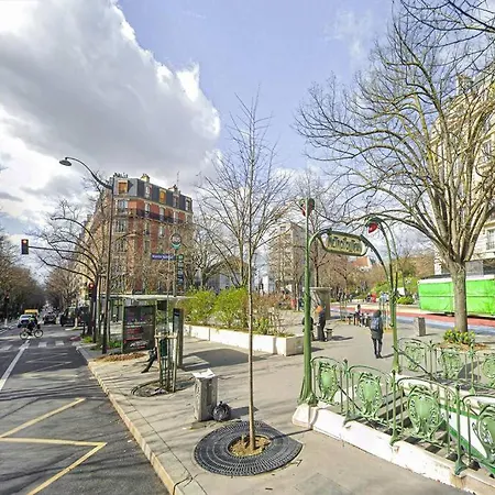 Apartment Parisien - Gambetta Paris